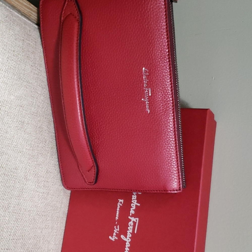 Handbag - Picture 3 of 4